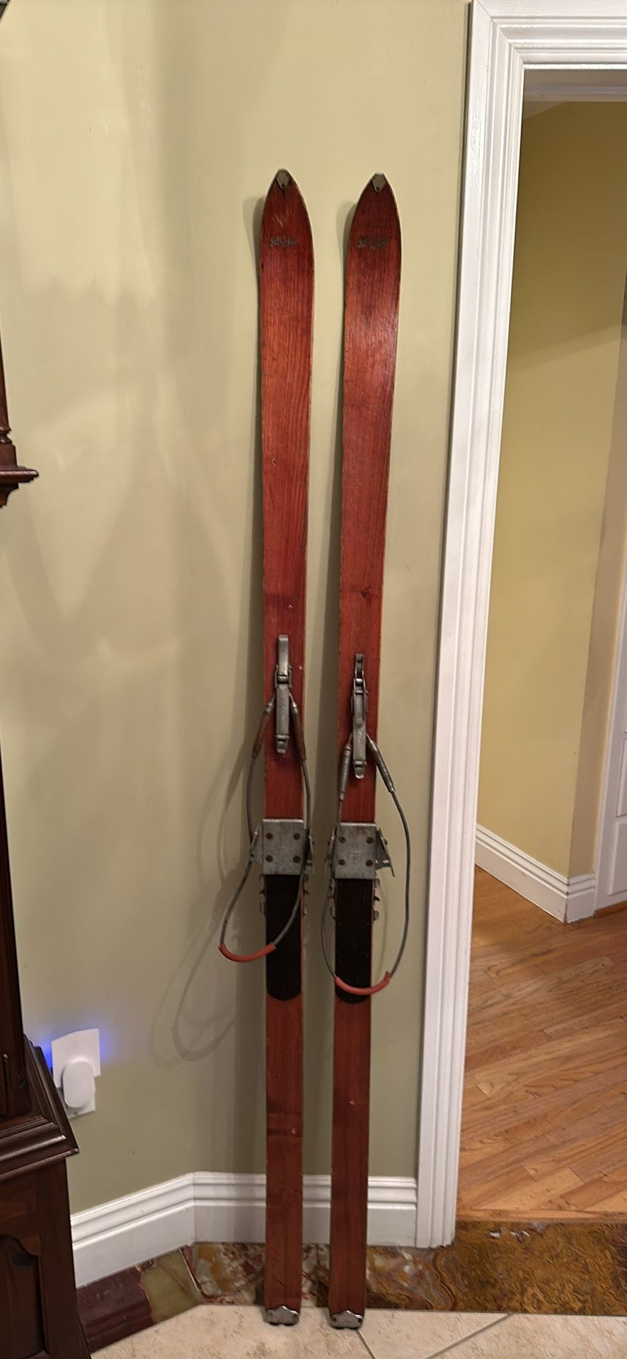 Antique Snow Skis