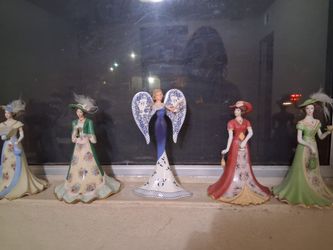 Porcelain antique dolls
