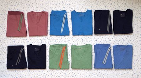 Figs scrubs
