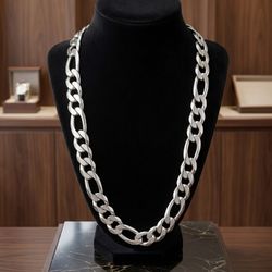 Men’s silver figaro chain