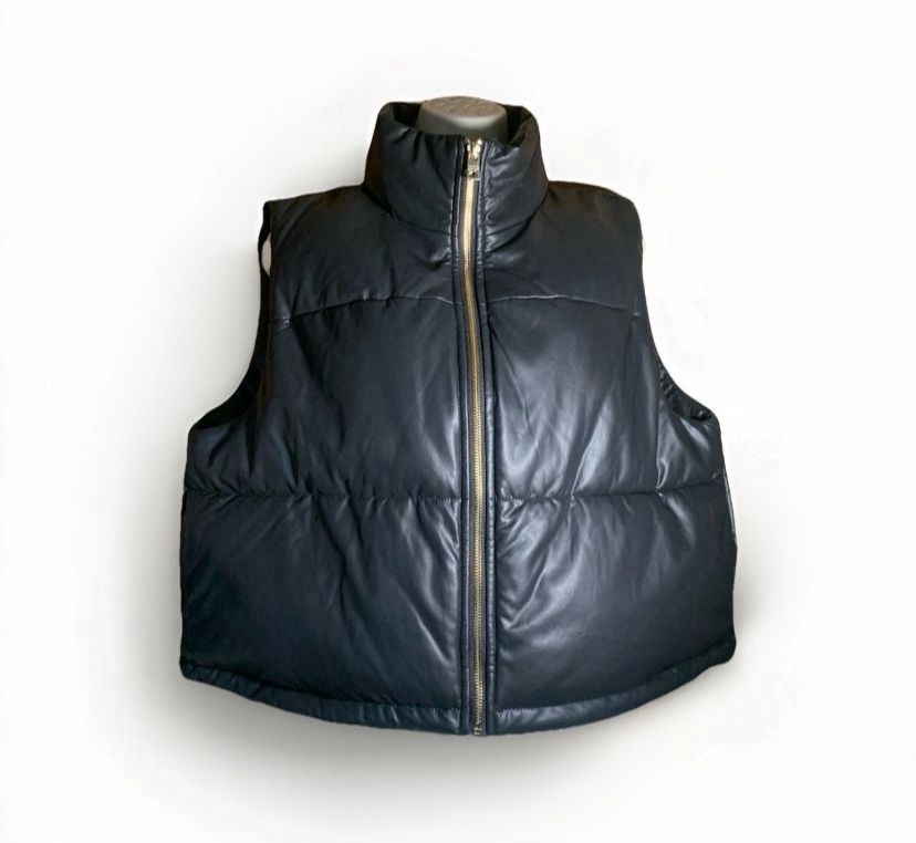 Adult Women’s Large Marc Jacob’s Black Puffer Vest Full Zip NWT