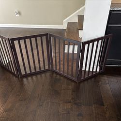 Wooden 4 Panel Dog Gate