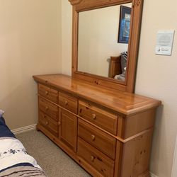 Broyhill Fontana Solid Pine Dresser and Mirror 