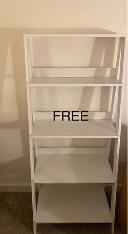 FREE White Bookshelf