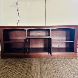 Solid Wood Entertainment Center – Classic & Spacious