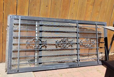 WROUGHT IRON / PLEXIGLASS DOOR
