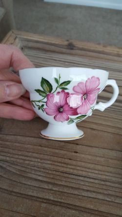 Bone China floral cup & saucer
