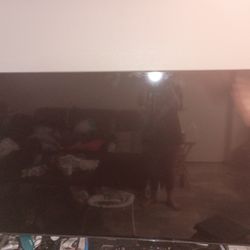 SAMSUNG 75in Flat Screen TV