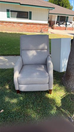 ￼couch