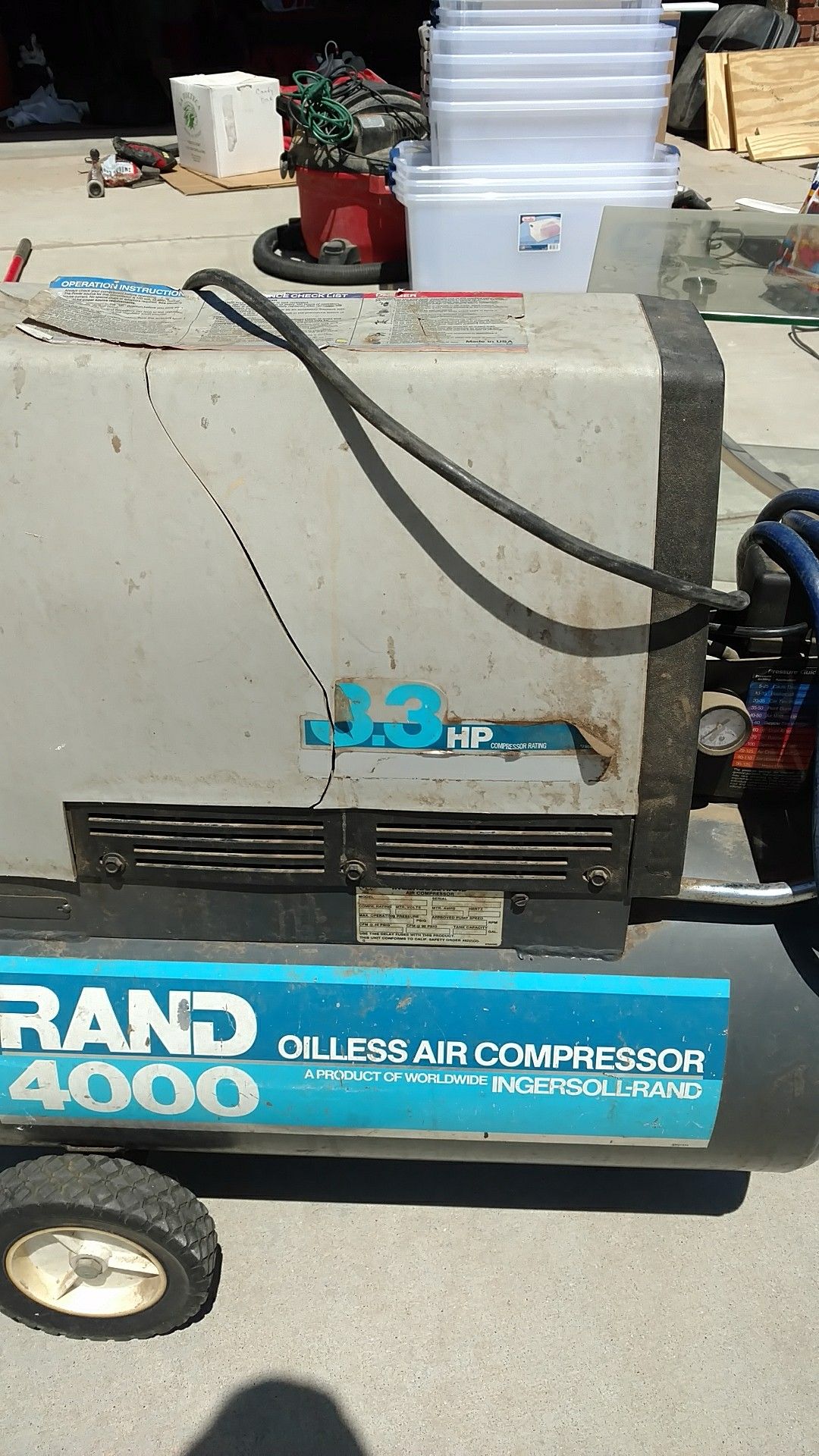 Rand 4000 3.3 HP Oilless Air Compressor with 250 psi Hose with tire adapter