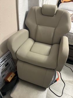 Barber chair