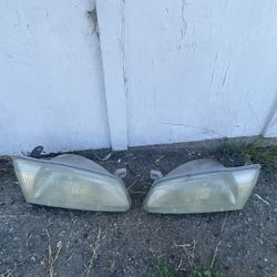 Toyota Camry Headlights