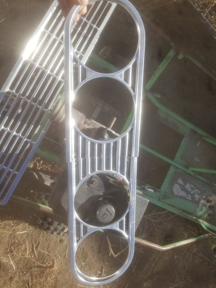 '64 Malibu Grill/ Headlight Bezels