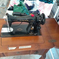 Vintage Singer Sewing Machine