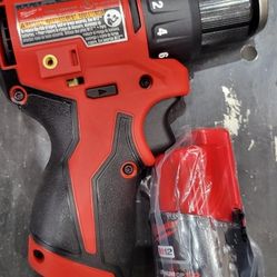 M12 Drill With Battery 