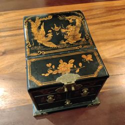 Vintage Chinese Jewelry Chest With Mirror 