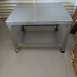 Mamaki printer Table