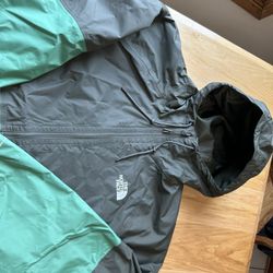 Men’s North Face Rain/Wind Jacket - Size XXL