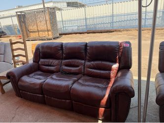 Power reclining Sofa & Console loveseat