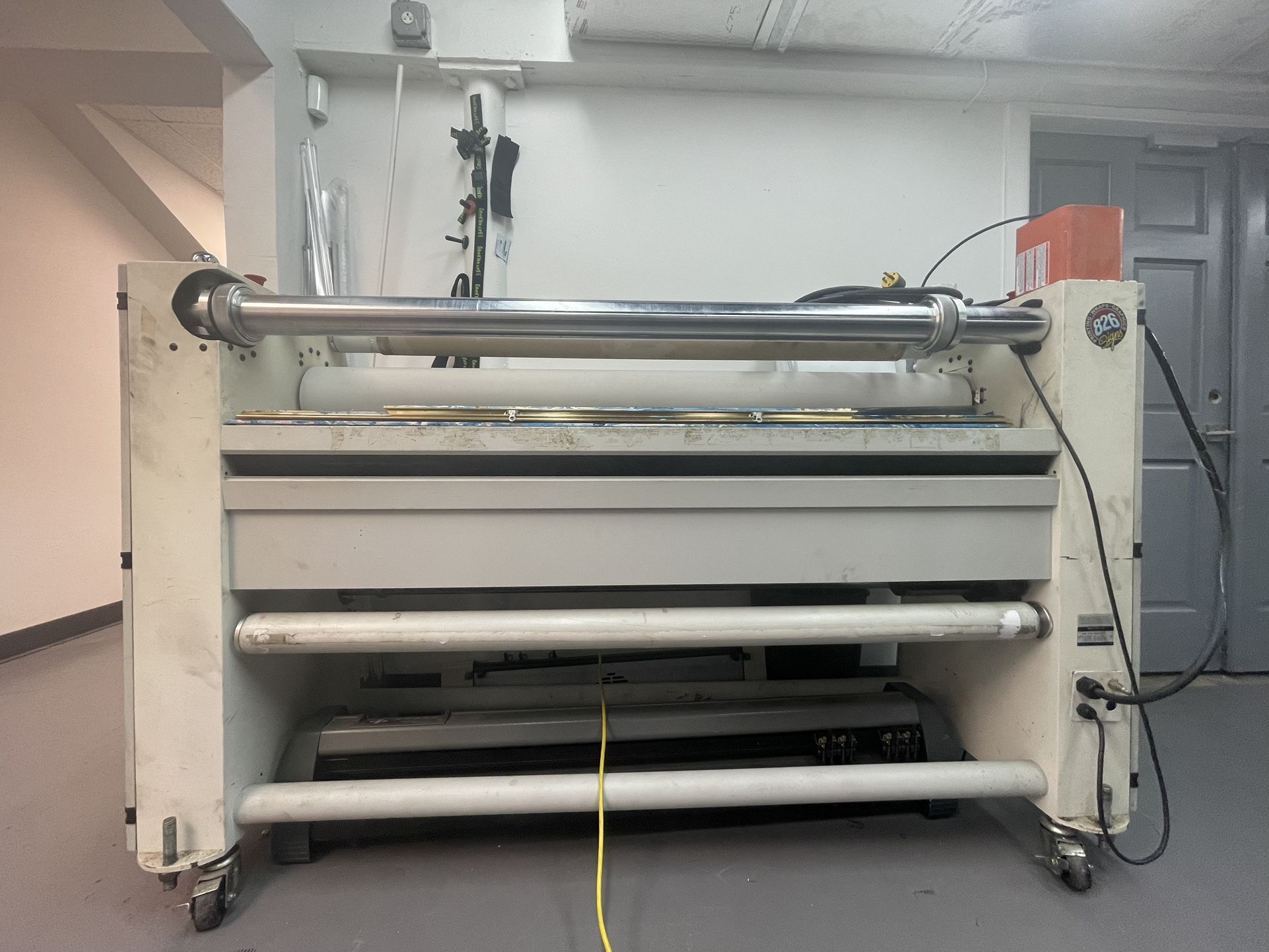 SEAL IMAGE 600S 61″ HOT ROLL LAMINATOR