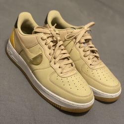 Nike Air Force 1’s Gold And Blue