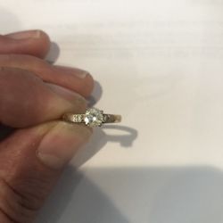 14 K Gold 0.5k Diamond Ring