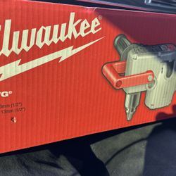 Milwaukee 7.5 Amp 1/2 in. Hole Hawg Heavy-Duty Corded Drill