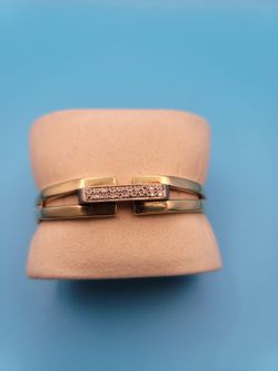 Ladies Bangle