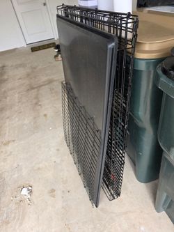 Dog kennel black