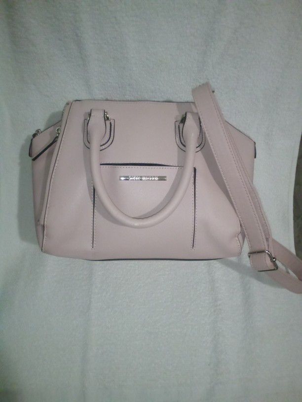 STEVE MADDEN PINK PURSE WITH DETACHABLE STRAP