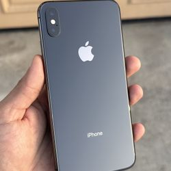 Apple iPhone XS MAX / Unlocked 