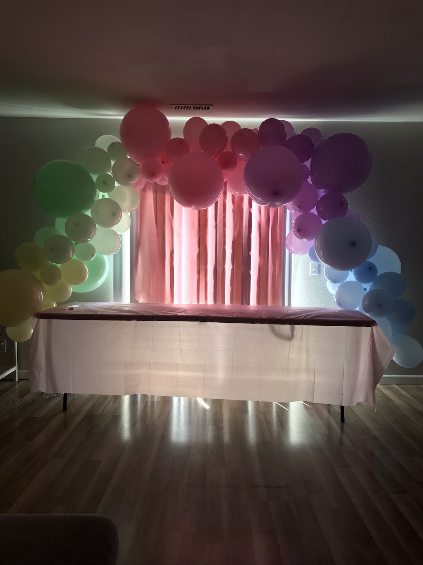 Free balloons