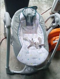 Baby Swing with 5-Point Harness