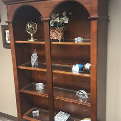 2 Wooden Bookcase