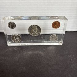 FIRST NATIONAL BANK OF CHICAGO PAPERWEIGHT 