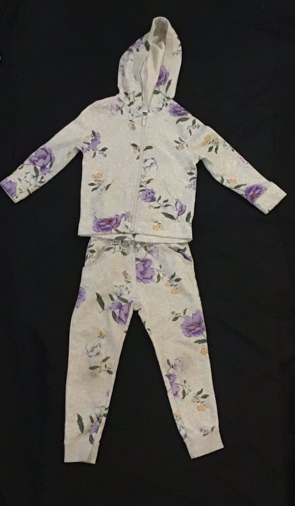 old navy sweatsuit set