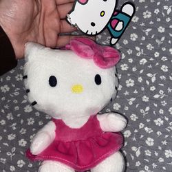 Hello Kitty Clip On Plushy 