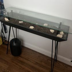 Blooming table plant Entry Table