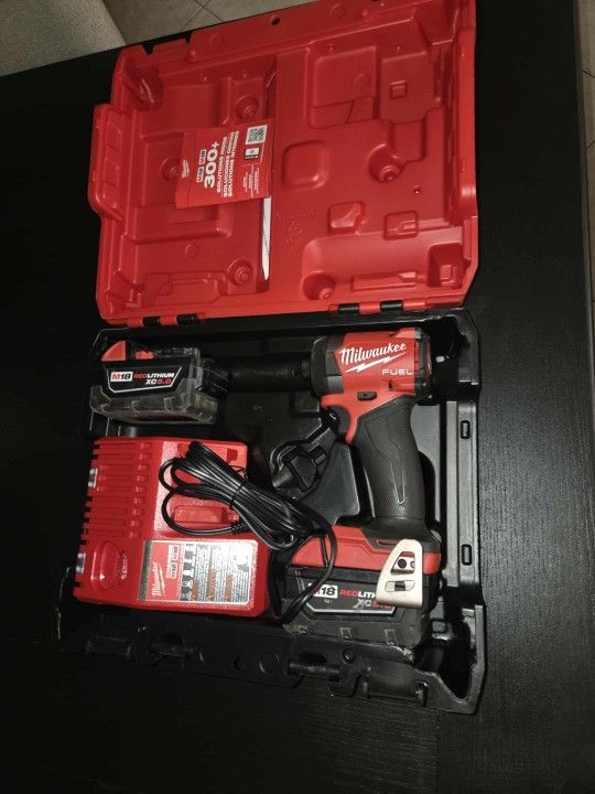 Hex Impact Driver Kit Milwaukee 