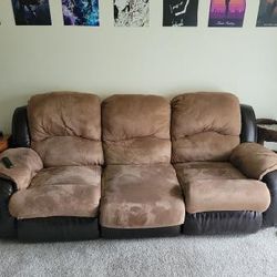  Nice Couch and Recliners 