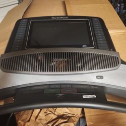 Nordic Track 2450 Screen 