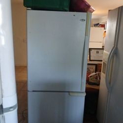 Amana Refrigerator