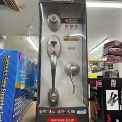 BRAND NEW KWIKSET FRONT DOOR LOCKSET