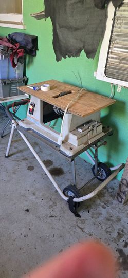 Dreser. Table saw