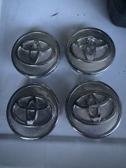 Aftermarket Toyota Chrome Center Caps For Prius