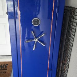 Armstrong Gun Safe $2000 - Will Deliver Locally