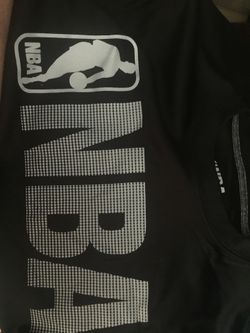 Black NBA shirt size Men's Small