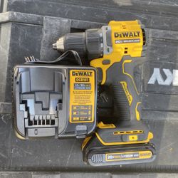 (Brand New) Regular Dewalt Drill 