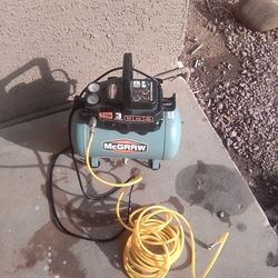 AIR COMPRESSOR 3 GALLON 