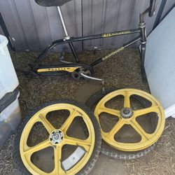 80s Schwinn Scrambler Bmx 